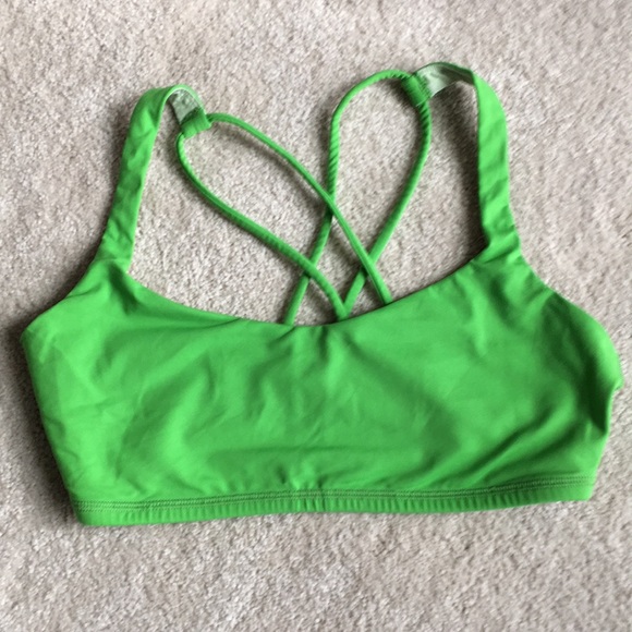 lululemon athletica Accessories - Lululemon sports bra Sz 8